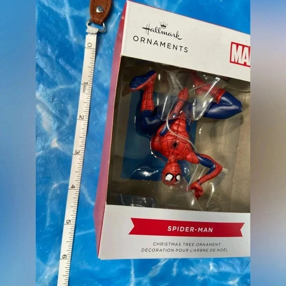 Marvel - Hallmark -  Spider-Man Ornament- BNIB 🕸️🕷️🔴 - Picture 8 of 8
